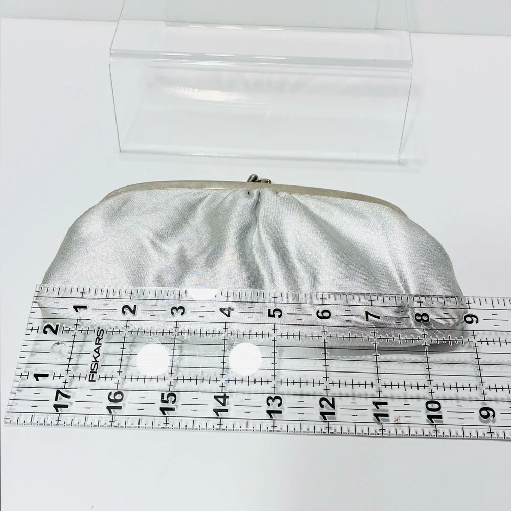 Vintage Made In Hong Kong Handmade Silver Fabric Clutch 9”W x 5.5”H
